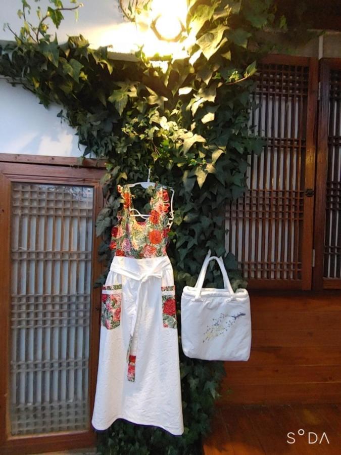 Yujeong Hanok Guesthouse Мокпо Екстериор снимка